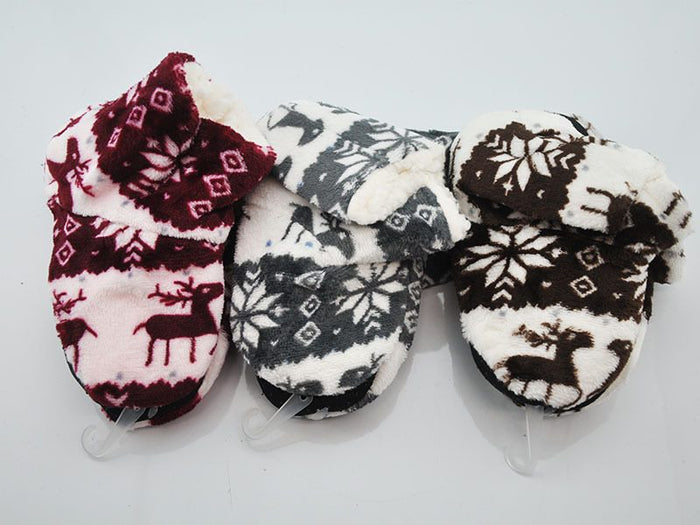 Three pairs of kids' plush warm footlet floor socks in size 20-23, soft and cozy for children from dealonline.co.nz.