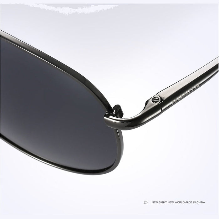 HD polarized sunglasses with anti-blue ray hydrophobic lenses in four colors, including a case, by dealonline.co.nz.