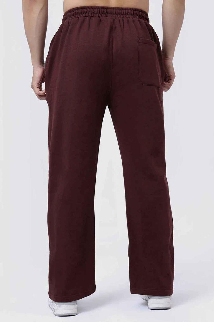 Fuaark Nz laidback relaxed brown joggers for men, featuring a comfortable fit and casual style, shown on a model.