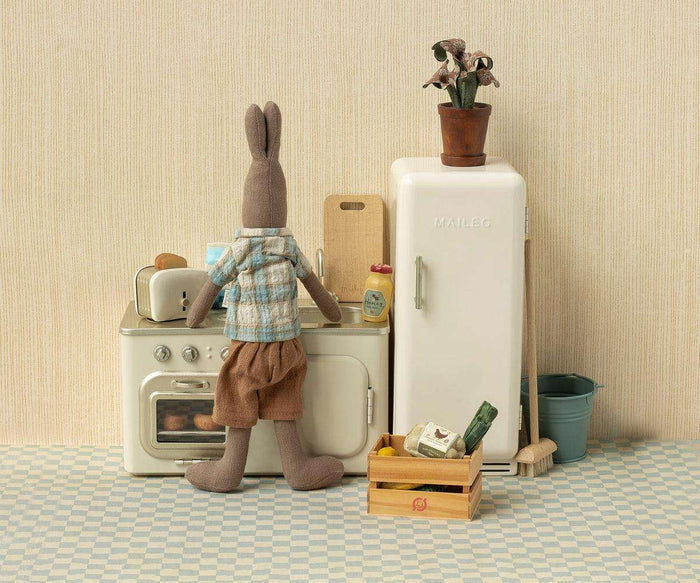 Maileg Miniature Fridge Off White: BACK IN STOCK