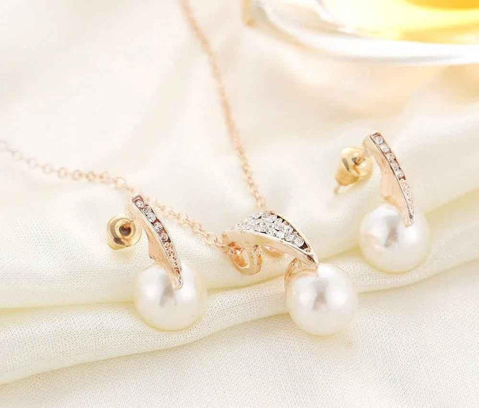 Stylish 3Sixty5 Pearl Luxe Duo Jewelry Set featuring elegant pearl necklaces and earrings for sophisticated fashion.