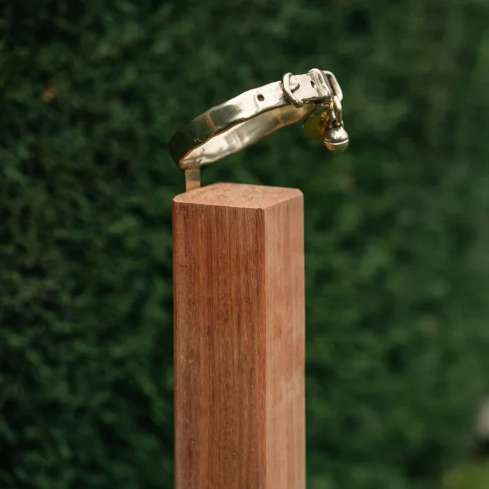 RBM BRONZE CAT COLLAR MEMORIAL ON POST - COLLAR ONLY