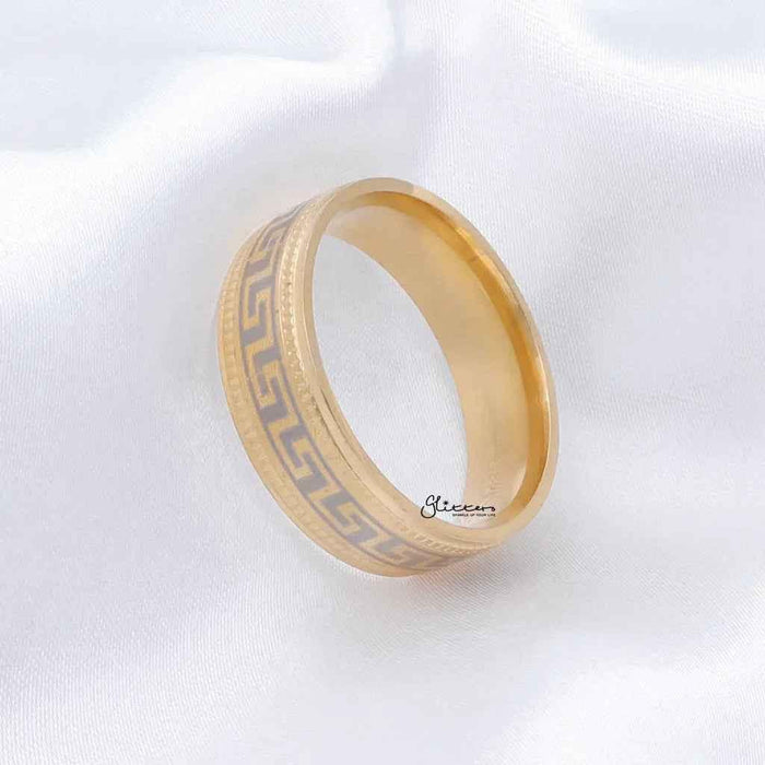 Gold stainless steel Greek key pattern band ring by Glitters, featuring intricate geometric design on a sleek ring.