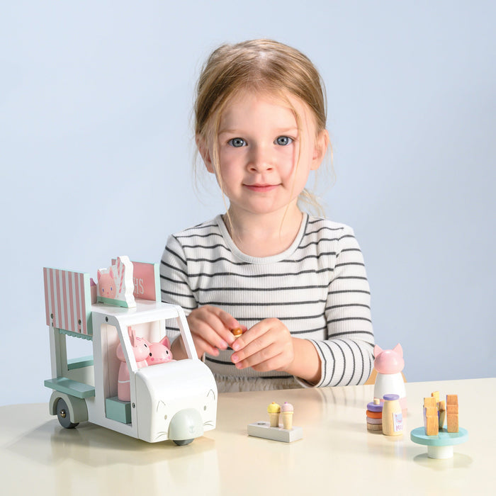 Tender Leaf Merrywood Tales Kitty's Milkshake Van (Direct Shipping UK Only) - Little Whispers