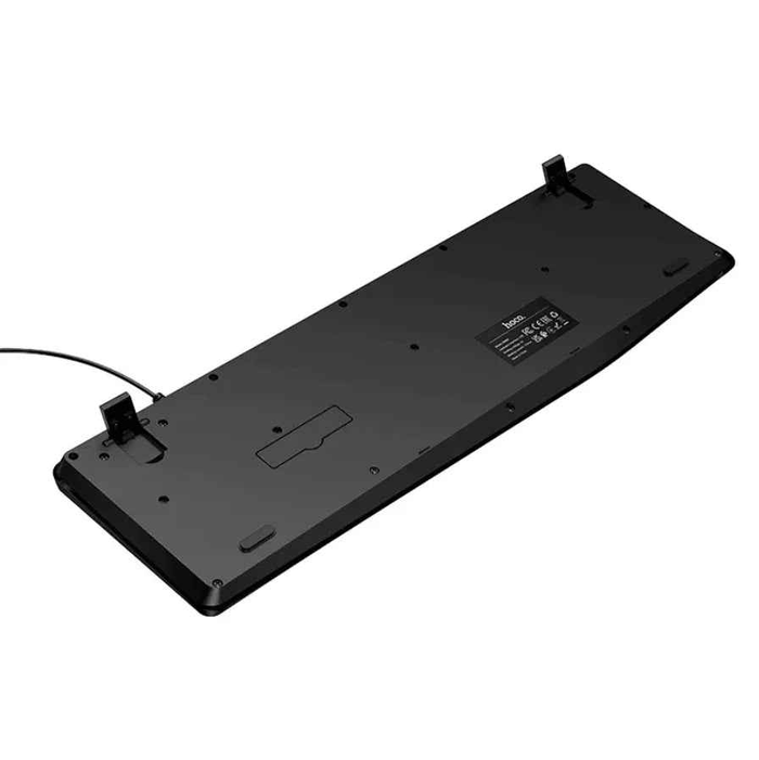 Techplus USB wired full-size keyboard with black keys and standard layout, featuring a numeric keypad and function keys.