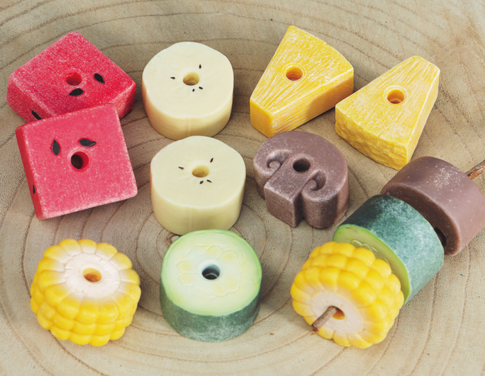 Yellow Door Sensory Play Stones – Threading Kebabs